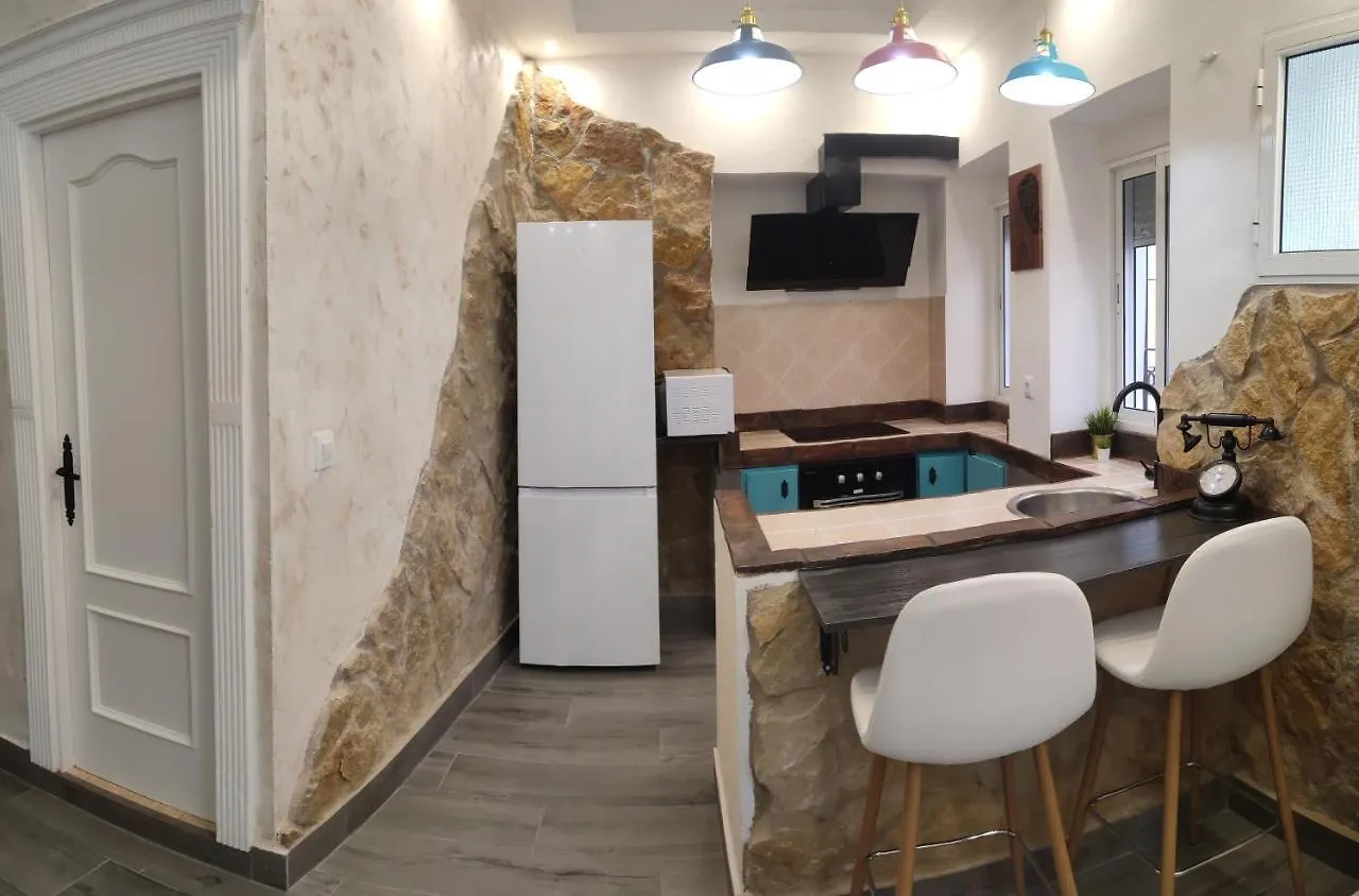 Sueños de Azahar Palacio Viana con wifi y parking gratuito para coche de longitud inferior a 4'700m Córdoba Apartamento